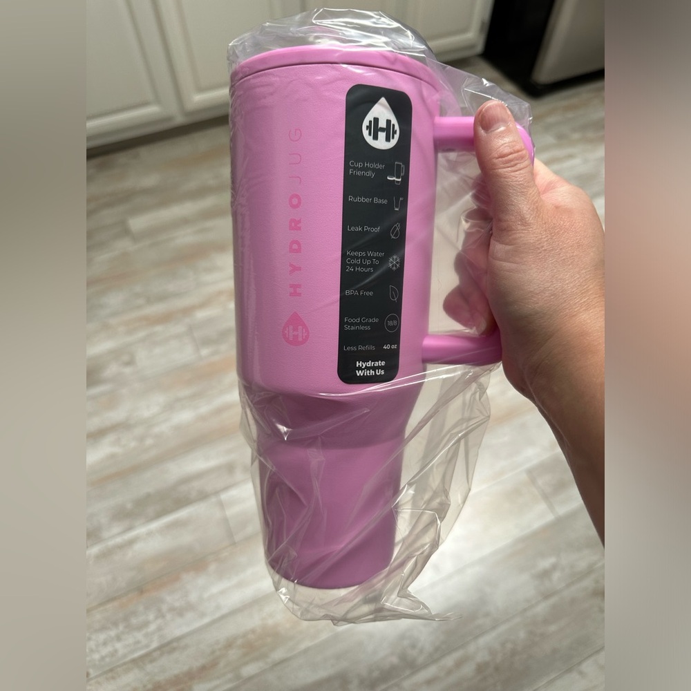 NEW IN BOX 40 oz Hydrojug